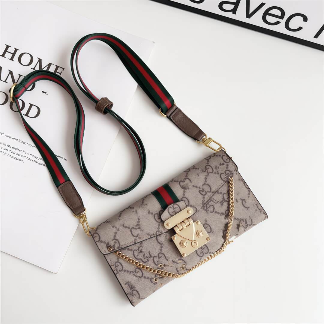 Capa de couro inspirada em bolsa crossbody para iPhone com suporte para cartão