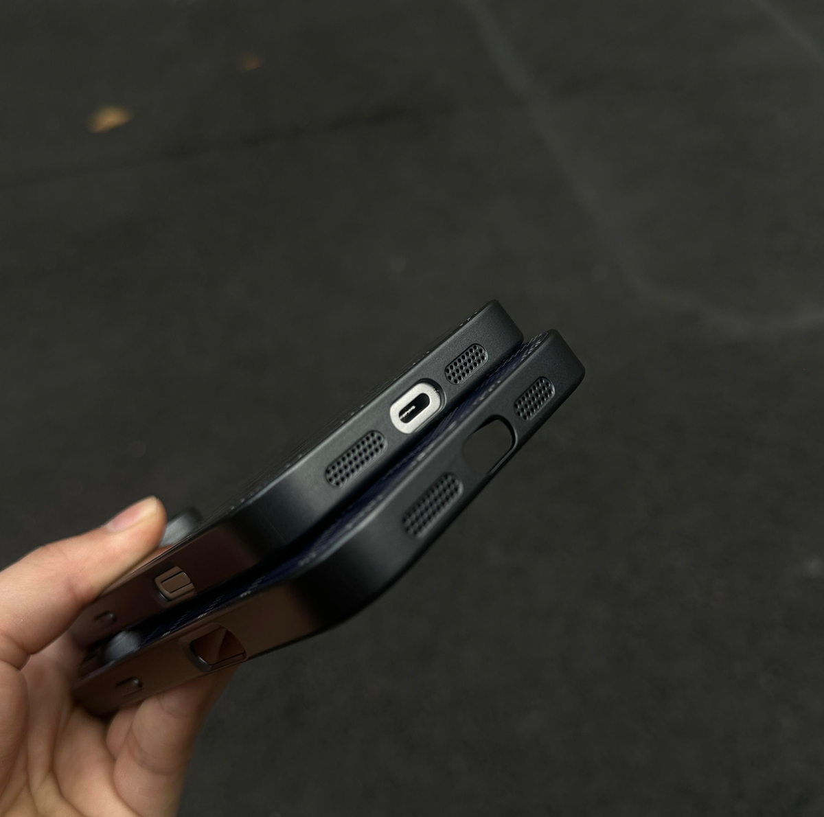 Vinilo o funda para iPhone Monograma geométrico de lujo G-Y