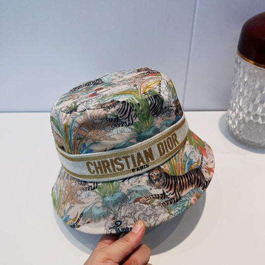 Classic Vintage Jungle Tiger Bucket Hat