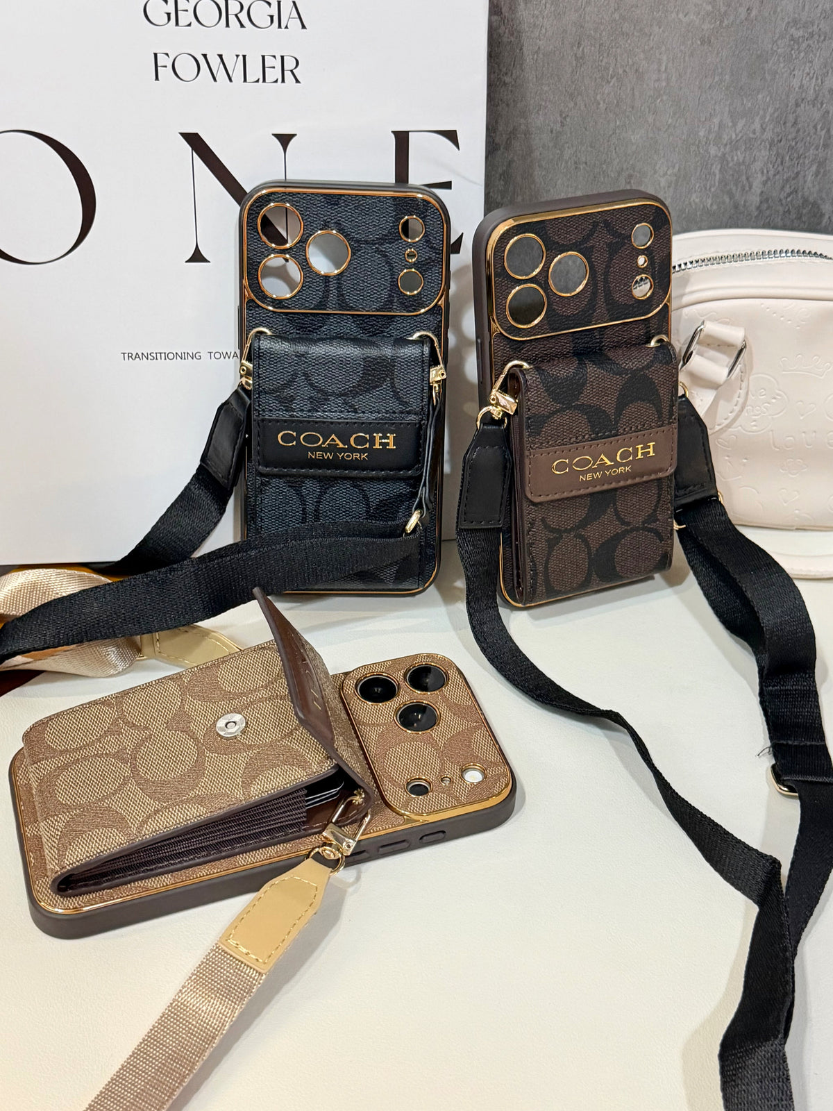 Θήκη iPhone Vintage Signature Pattern | Κάτοχος κάρτας & ιμάντας χιαστί