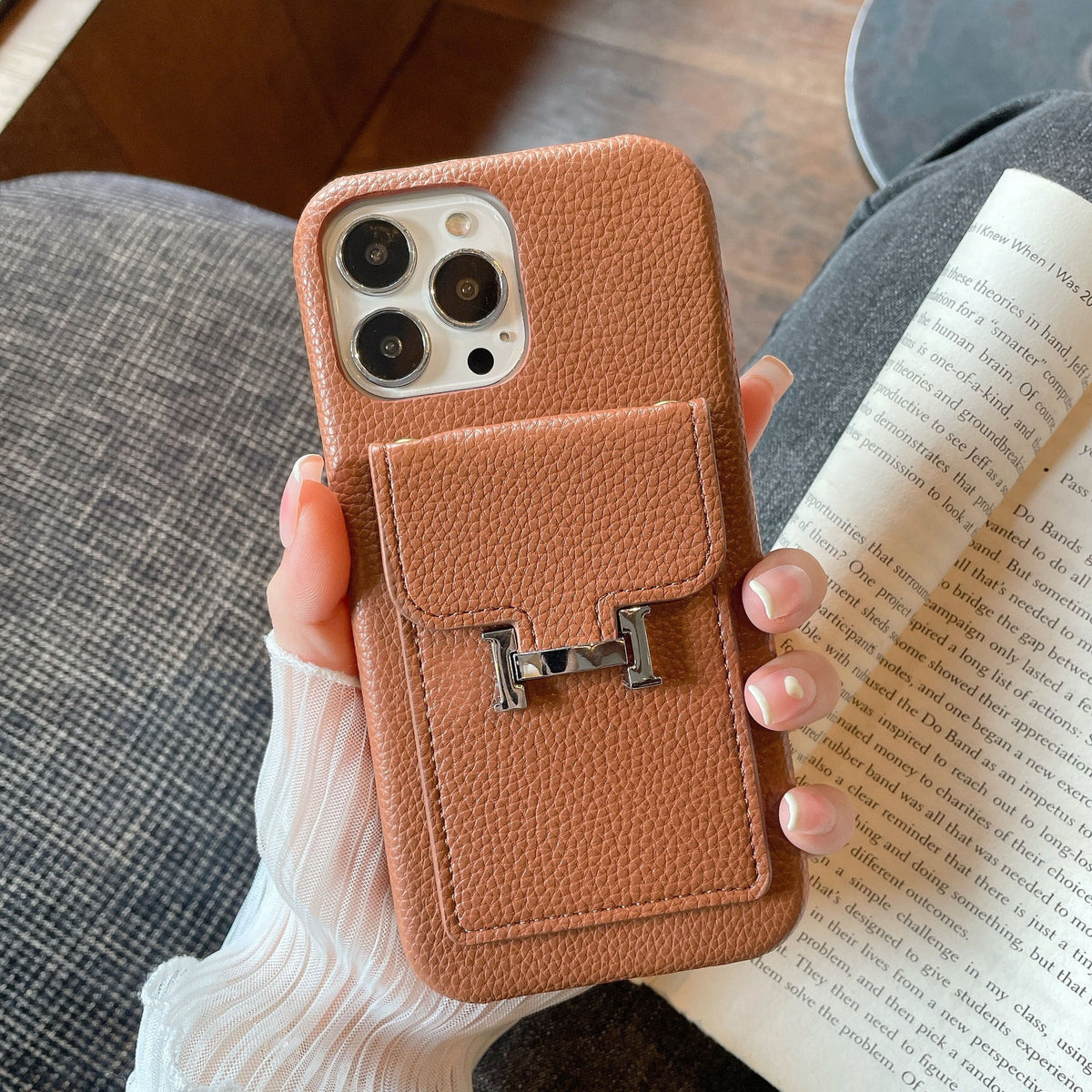 Funda de cuero para iPhone con tarjetero H