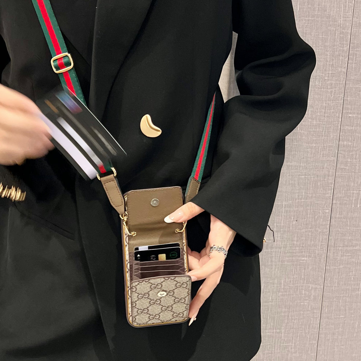 Új klasszikus luxuskártyatartós telefontok 11