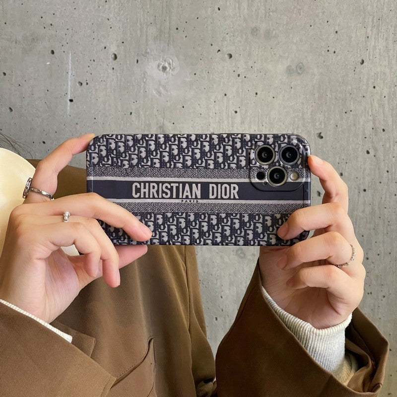 Faisean Cás iPhone Clasaiceach