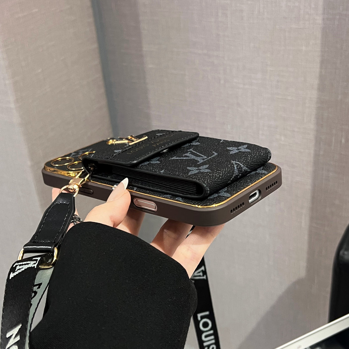 Új klasszikus luxuskártyatartós telefontok 11