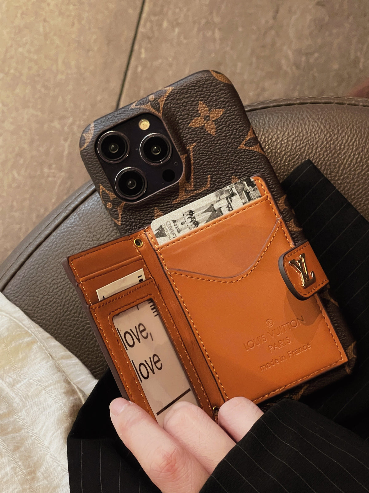 Luxe iPhone-hoesje met kaarthouder en ketting