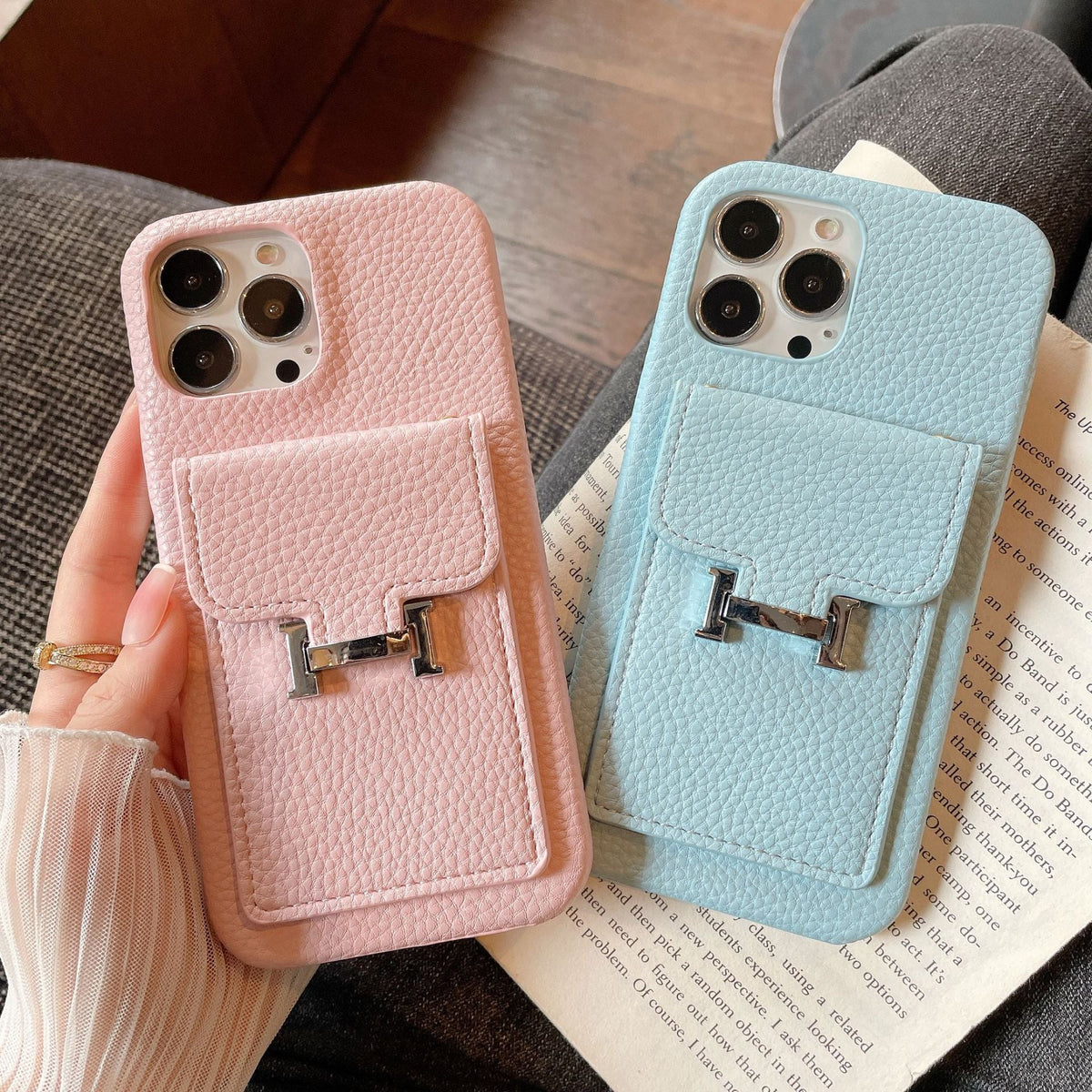 Funda de cuero para iPhone con tarjetero H