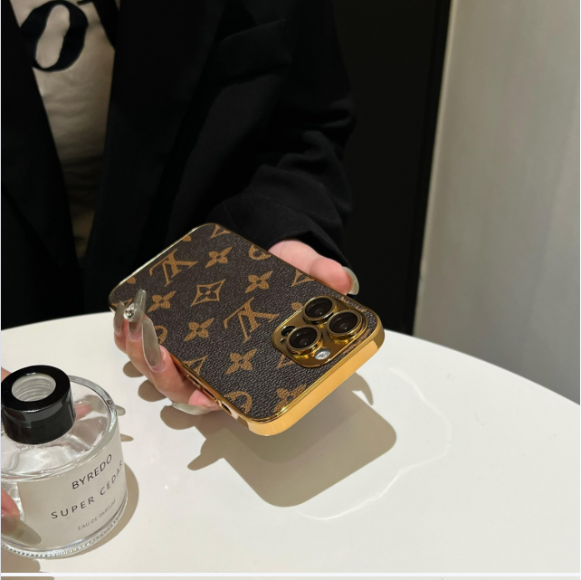 Luxe klassiek monogram iPhone-hoesje met gegalvaniseerde gouden randen