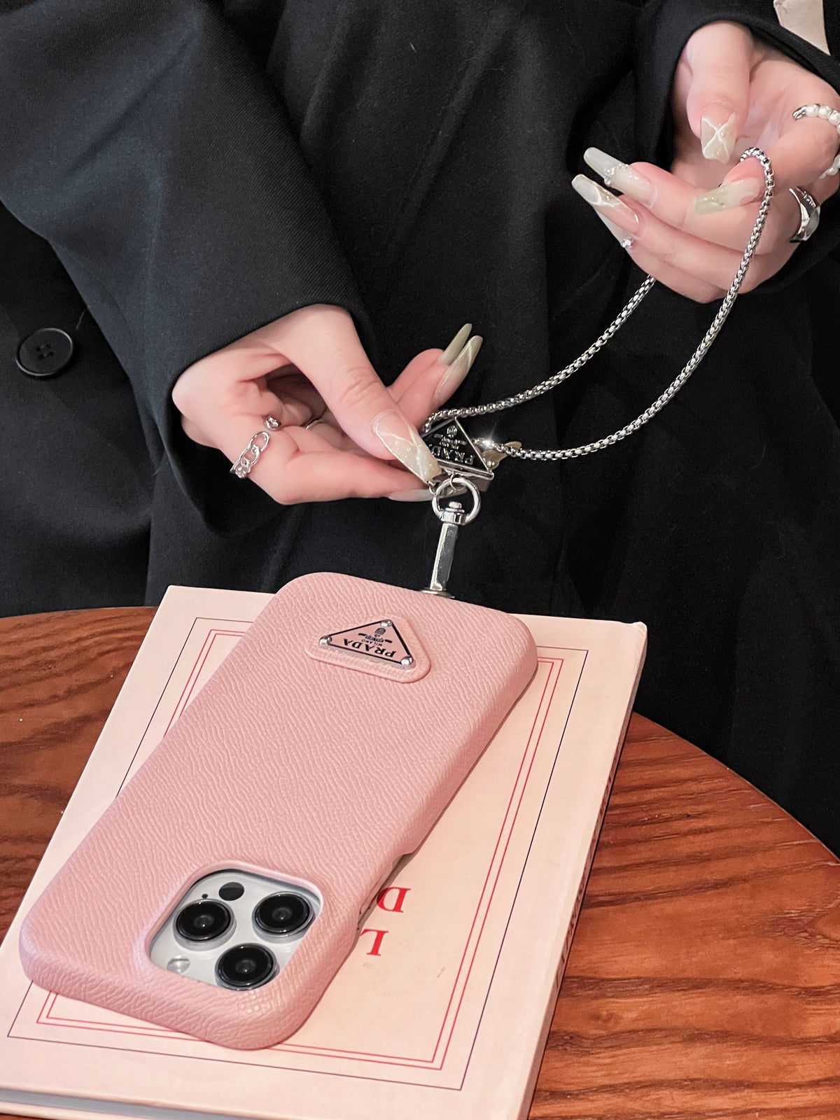 Funda cruzada de cuero de lujo para iPhone
