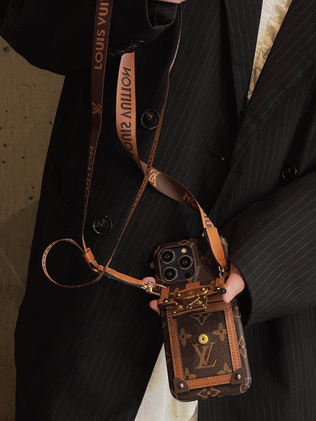 Luxe iPhone-hoesje met kaarthouder en ketting