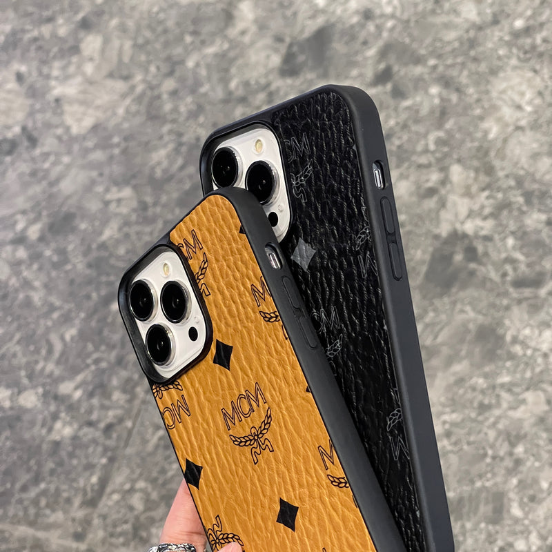 Funda para iPhone MCM negra-MCK240603