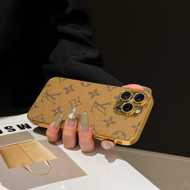 Luxe klassiek monogram iPhone-hoesje met gegalvaniseerde gouden randen