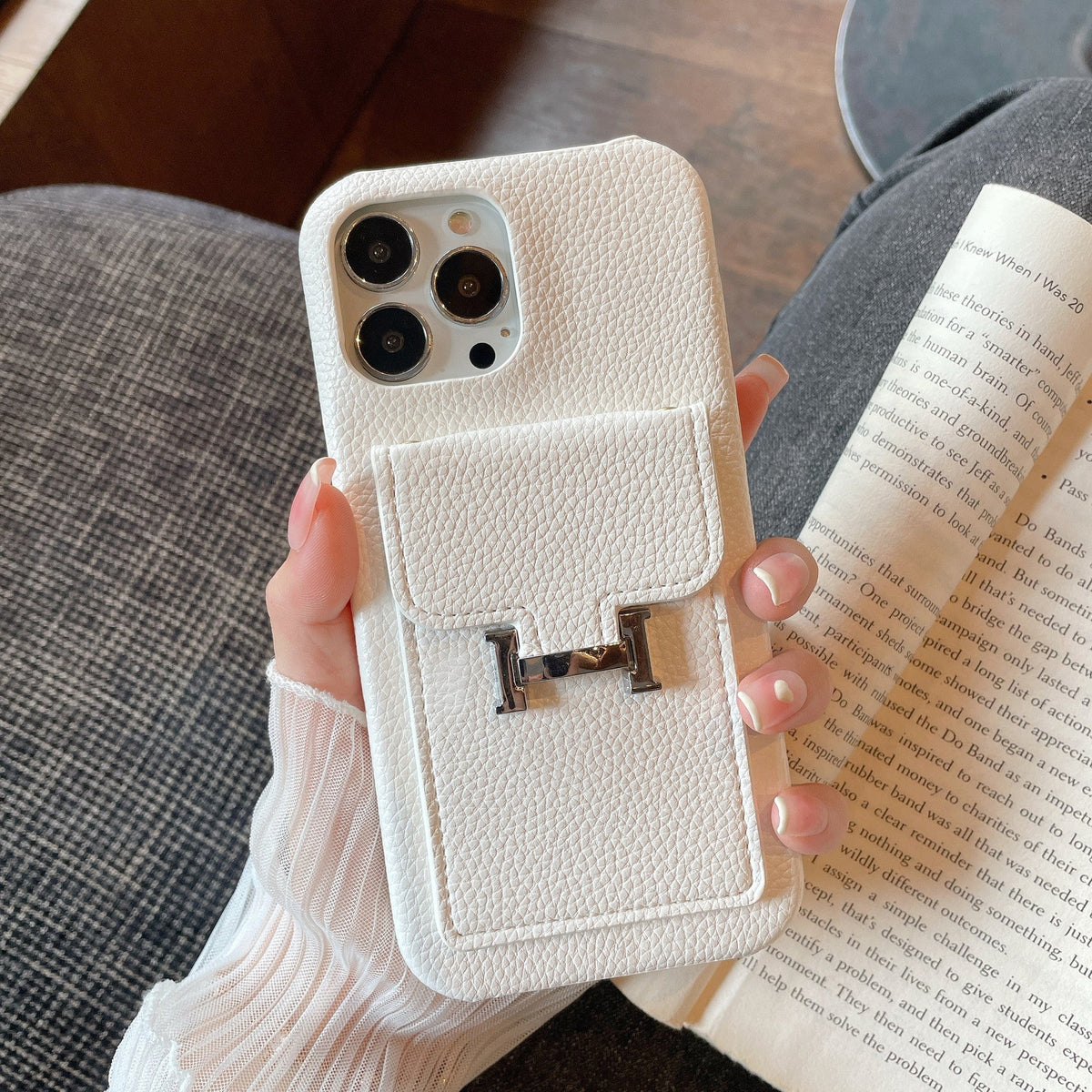 Funda de cuero para iPhone con tarjetero H