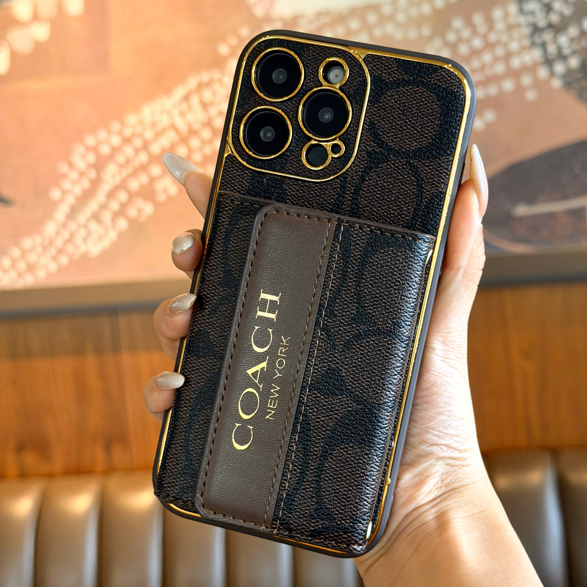 Vintage monogramos iPhone tok kártyatartóval és állítható pánttal