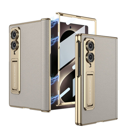 Bőr tok Galaxy Z Fold8/7/6 Wide Ultra készülékhez – Aranyfényű váz, beépített edzett üvegfólia és rejtett kitámasztó