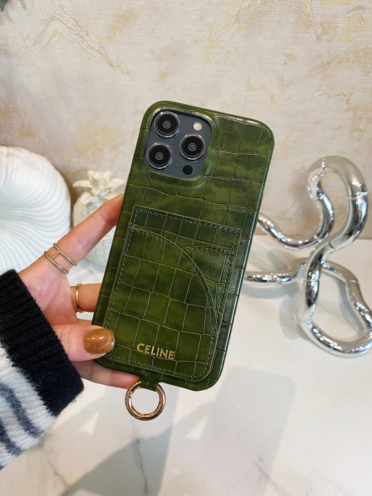 Celine iPhone-hoesje met alligatorprint, kaarthouder en riem, groen -EYP241415