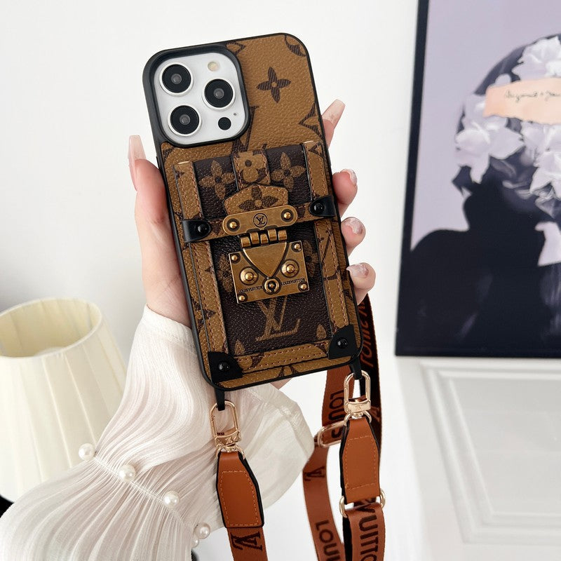 Luxe bruin iPhone-hoesje met crossbody-ketting