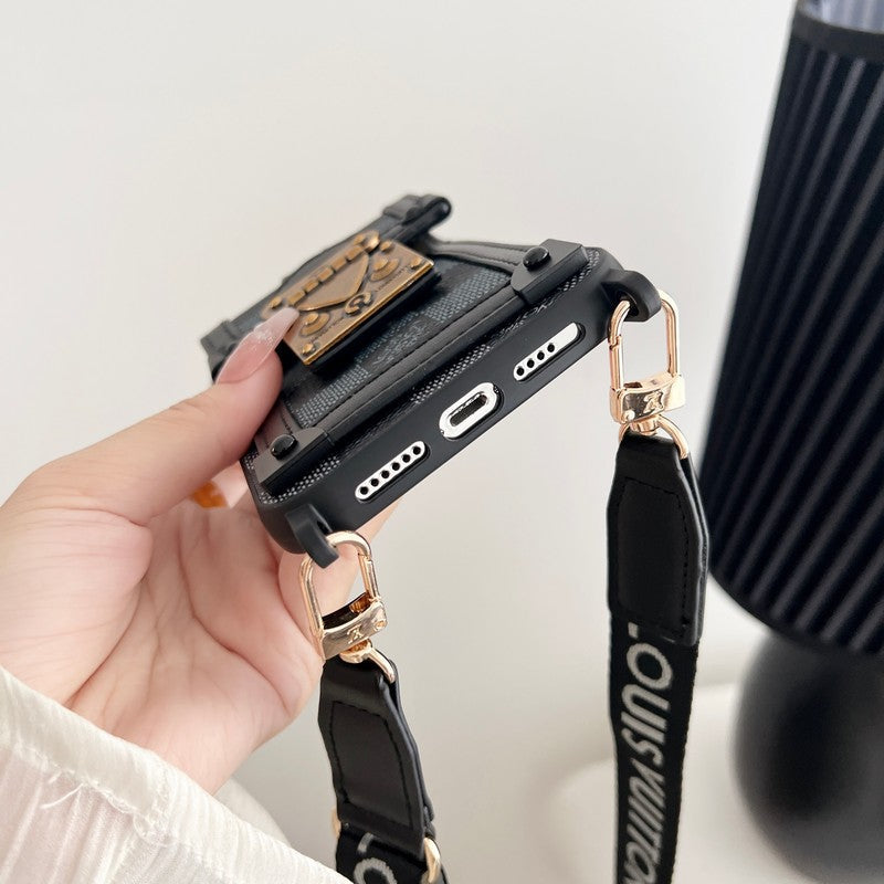 Luxe bruin iPhone-hoesje met crossbody-ketting