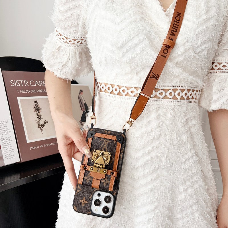 Luxe bruin iPhone-hoesje met crossbody-ketting