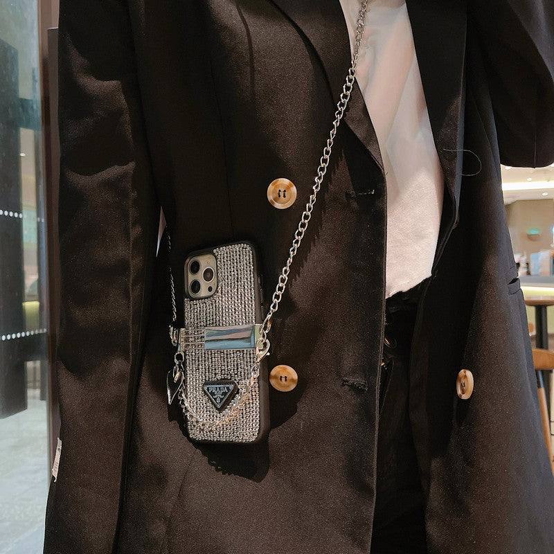 Luxe iPhone-hoesje met diamanten crossbodyketting