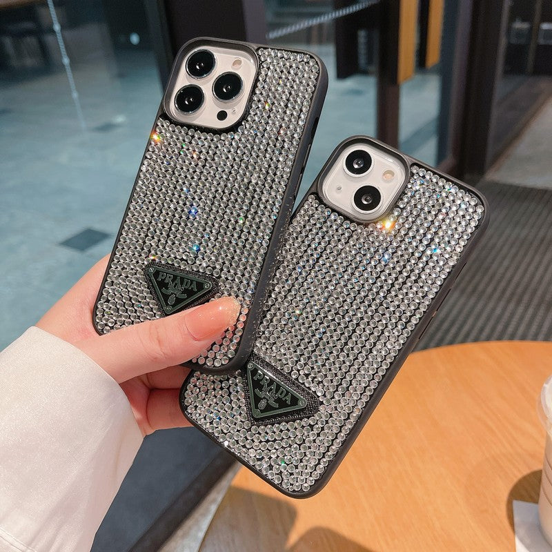 Luxe iPhone-hoesje met diamanten crossbodyketting