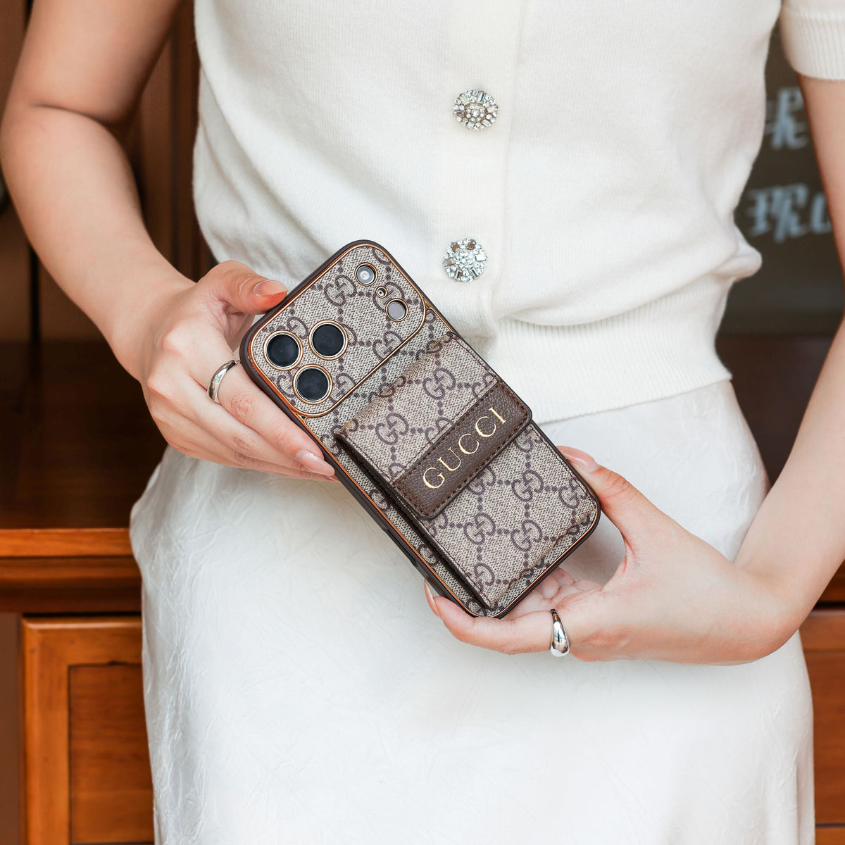 Luxury Vintage Pattern -kuvioinen iPhone-kotelo | Lompakkokorttipidike ja Crossbody-hihna