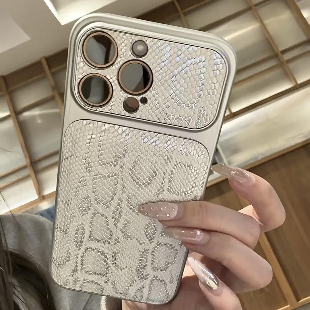 Luxe iPhone-hoesje met slangenhuidtextuur
