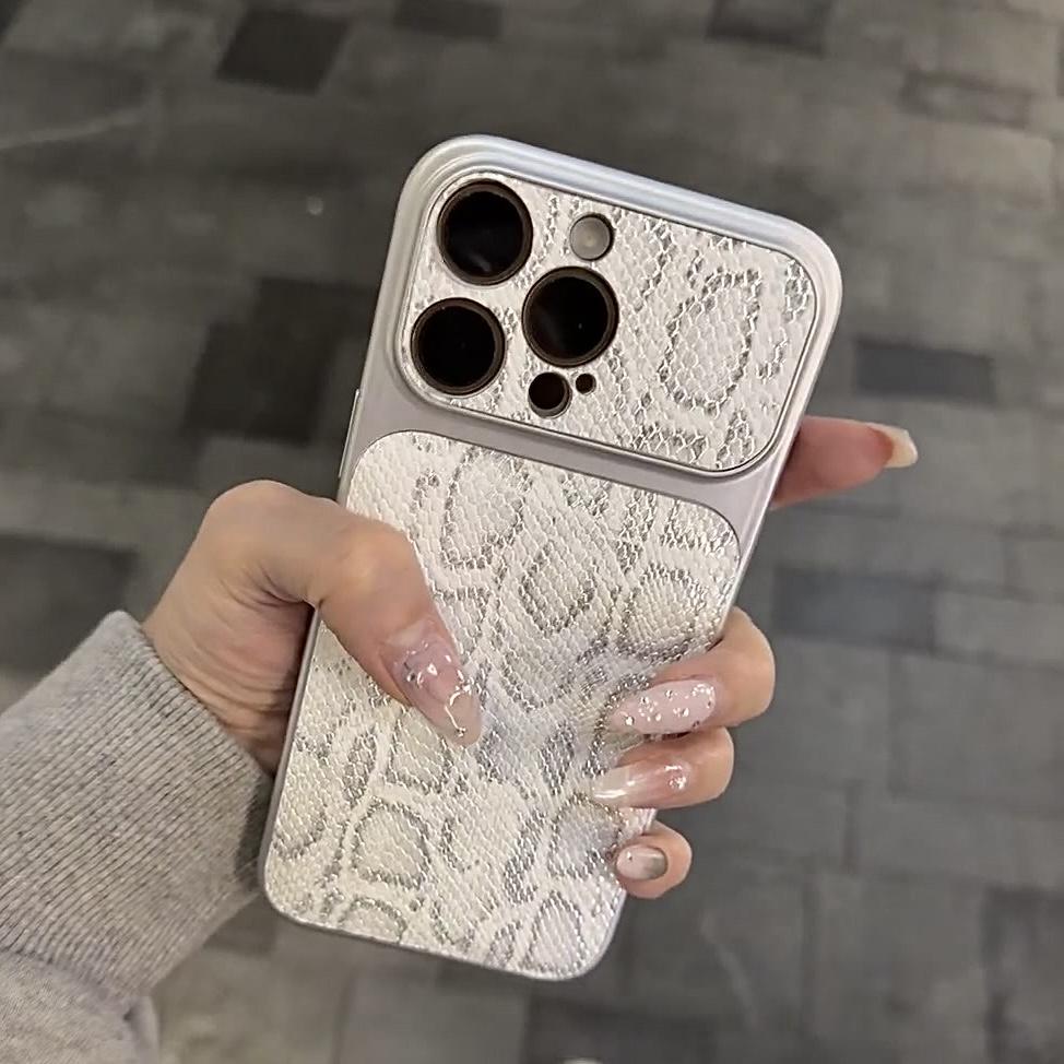 Luxe iPhone-hoesje met slangenhuidtextuur