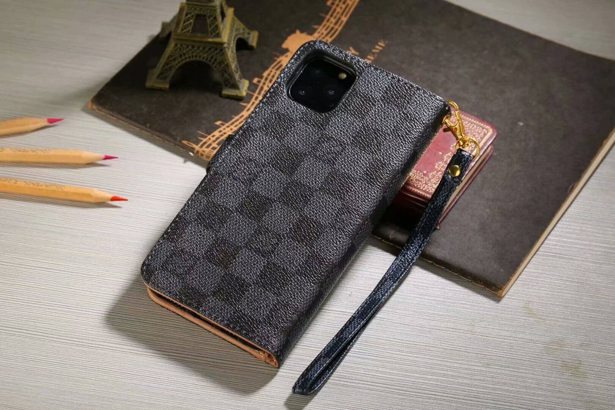 Luxe portemonnee-hoesje met monogram voor iPhone – zwart dambord